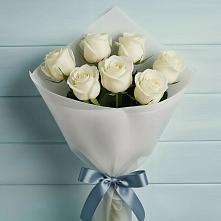 Букет 7 Белых роз Эдлесс Лав в Муромцево