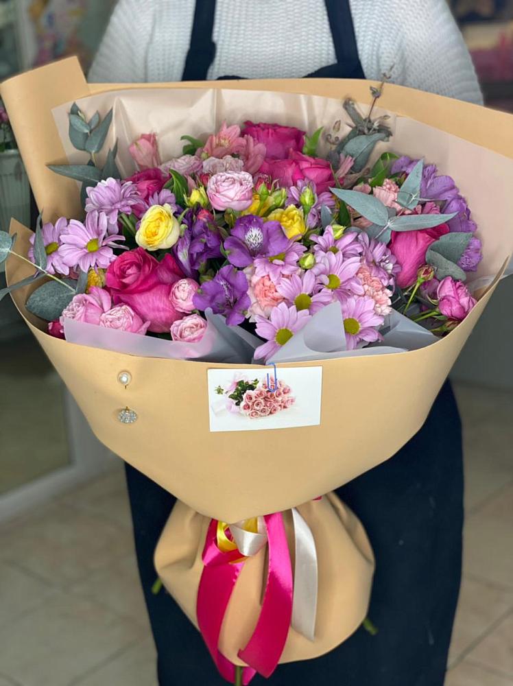 Букет цветов из: Хризантемы, Гвоздики и Альстромерии в Муромцево