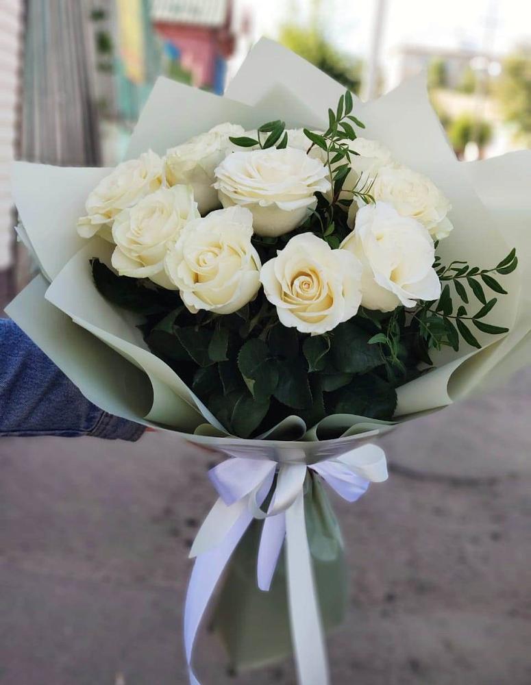 Букет Белые розы Проуд в Муромцево