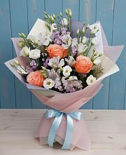 Букет цветов из:  Лизиантусы, Розы, Альстромерии и Гипсофила #REPLACE_PRED# Муромцево
