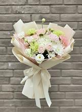 Букет цветов из:  Гвоздики, Розы, Лизиантусы и Хризантемы #REPLACE_PRED# Муромцево