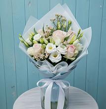 Букет цветов из:  Розы и Лизиантусы в Муромцево